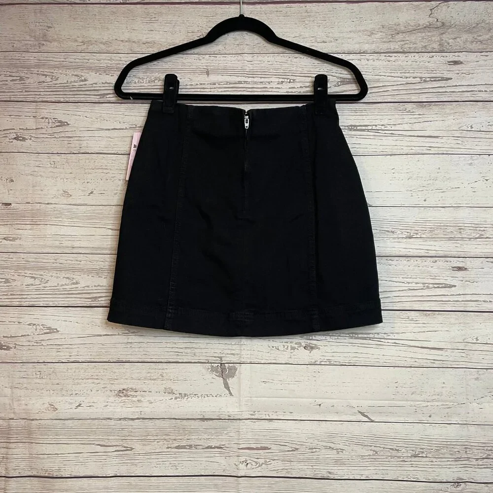 Wild‎ Fable ZipUp Black Mini Skirt Size 4